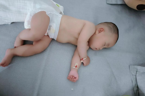 汶上宝宝短发型女